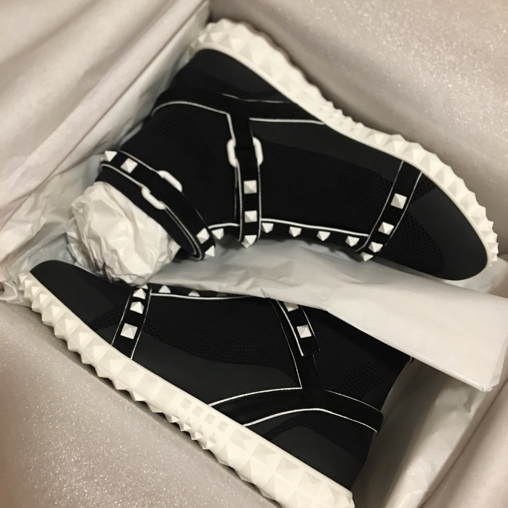 Valentino Garavani Rockstud Sneaker *SOLD*
